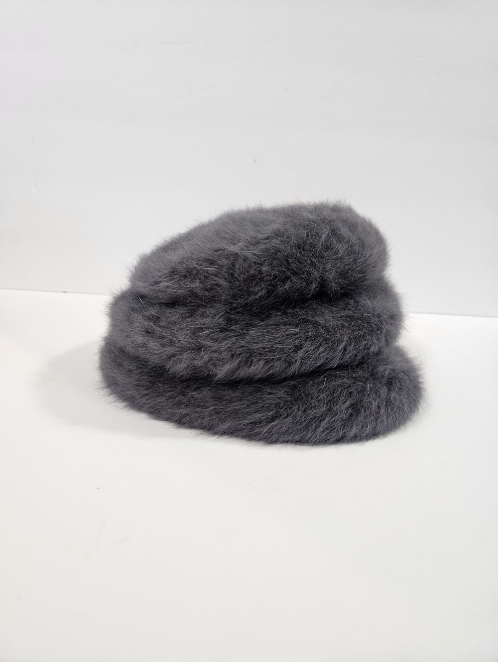 Kangol Furgora Michelle Beret Vintage-Inspired Pillbox Style Angora Blend Hat M